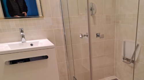 (AAA) Luxuriöses Seminar- oder Familienhaus mit Wellnessoase bei Österreich (IMM532)