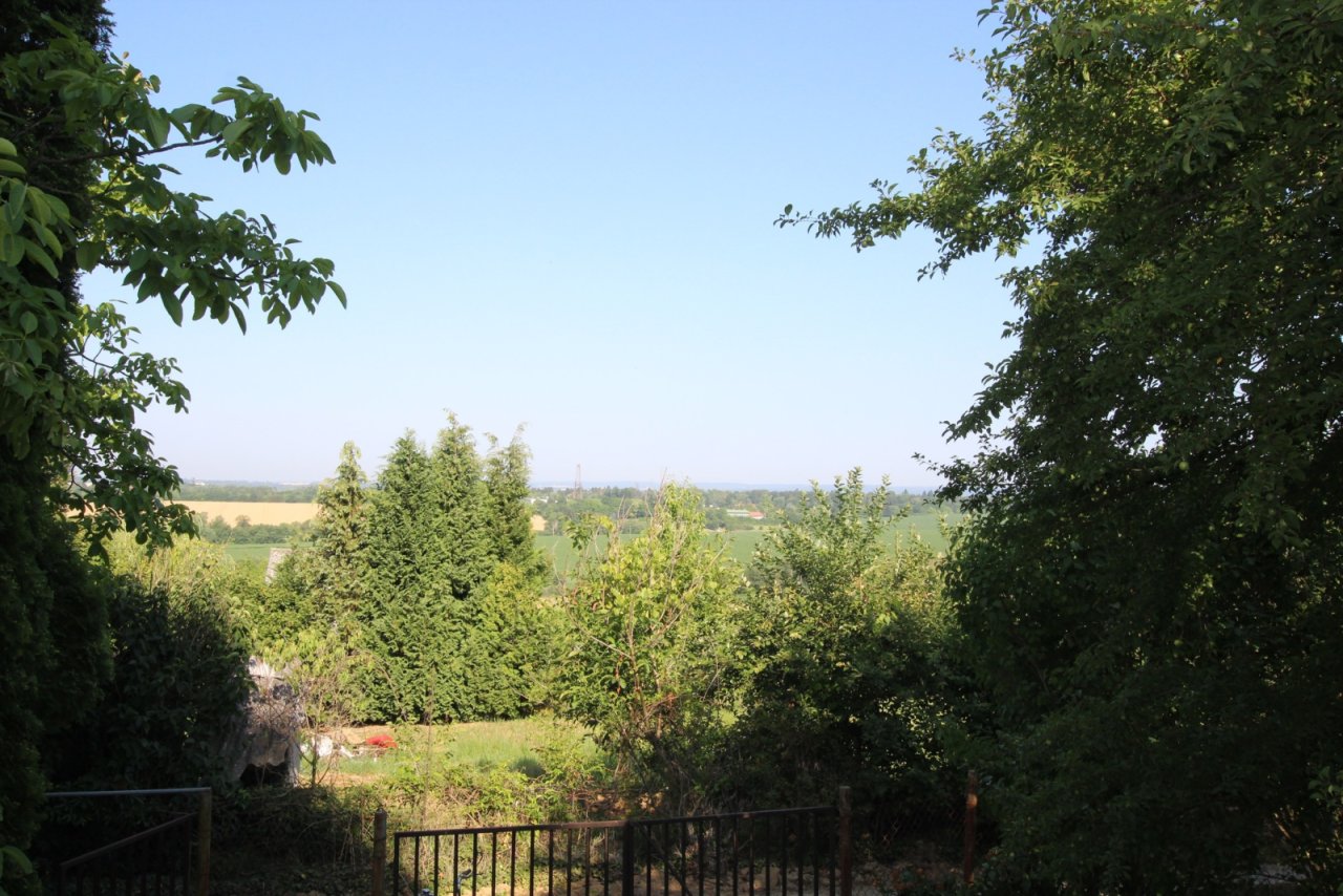(ACA) Renovierungsbedürftiges  Weinberghaus in einer tollen Lage Nähe Balaton (FB5563)