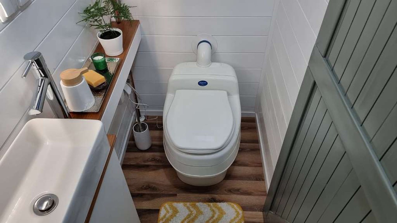 Premium Tiny House mit Offgrid-Ausbau (auf Anhänger) (WH8123-2)
