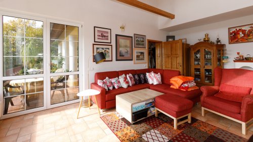 (BAA) Familienhaus mit fantastischem Grundstück und Panoramablick (33502-3)