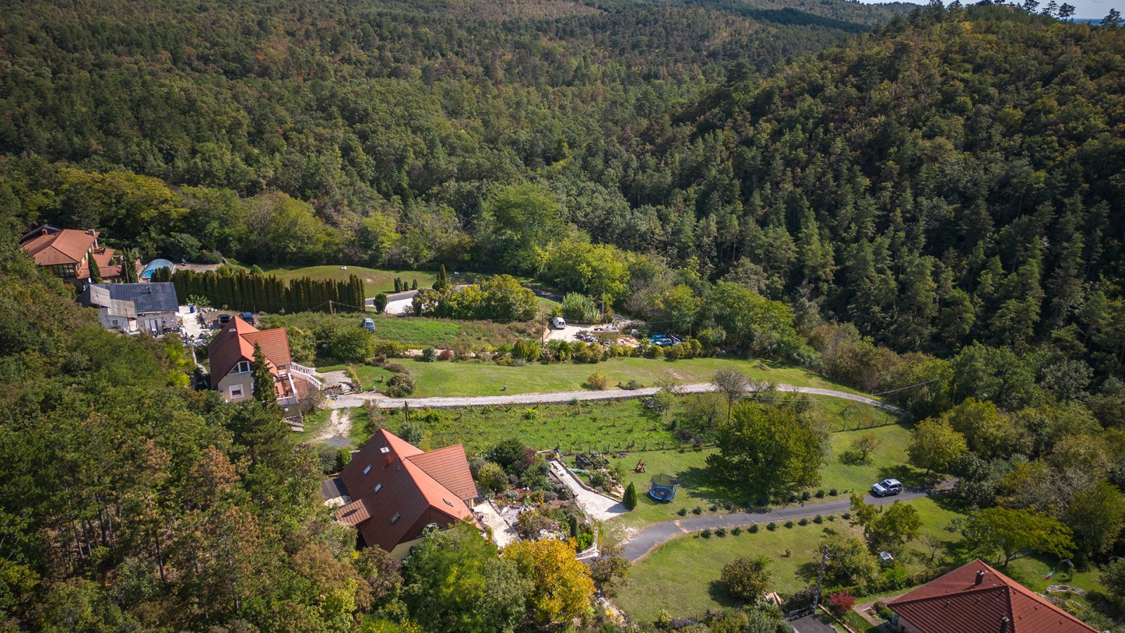 (BAA) Familienhaus mit fantastischem Grundstück und Panoramablick (33502-3)