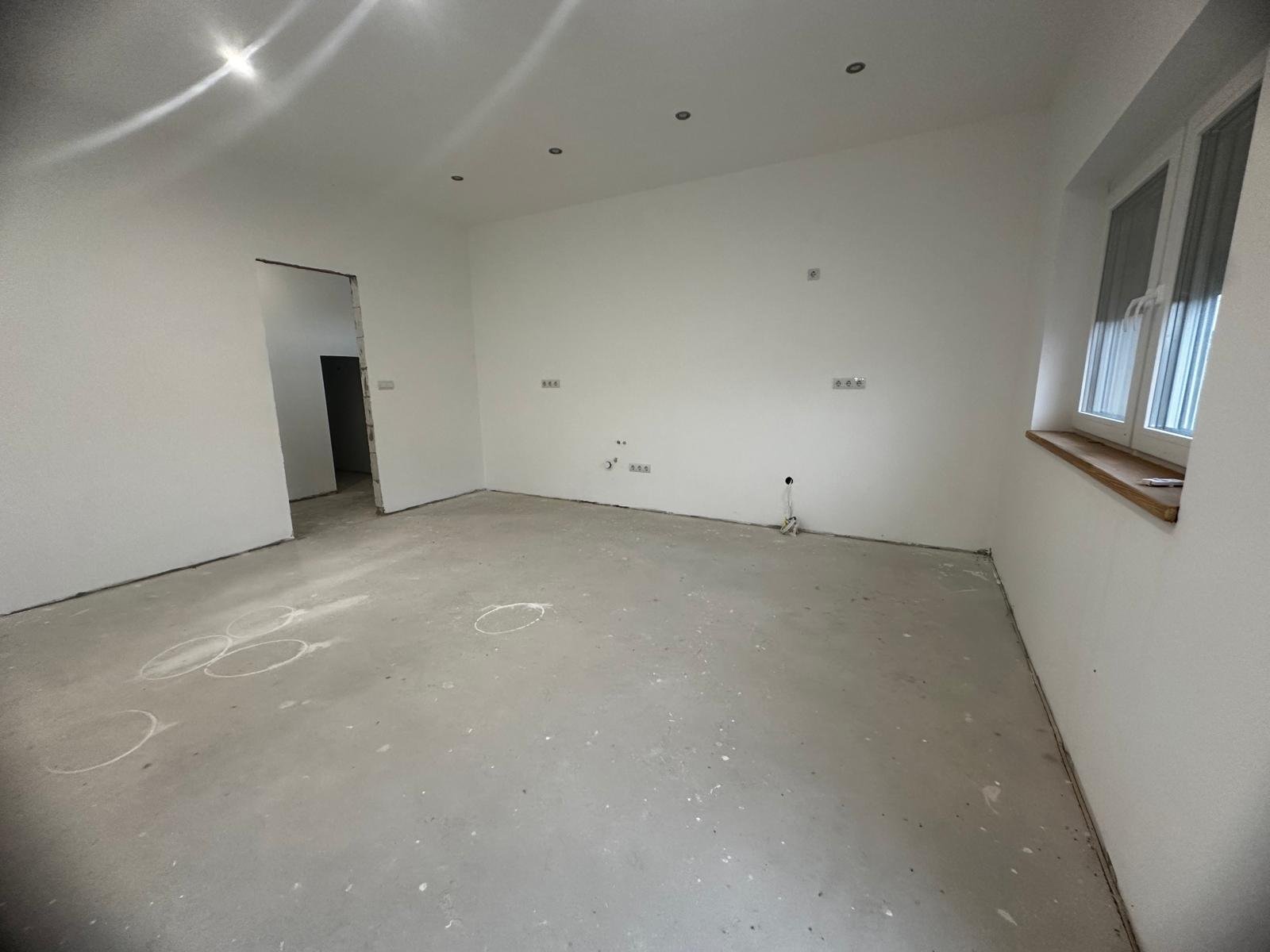 (AAA) Modernes Smart-Home mit Panoramablick auf den Balaton (BI25195)