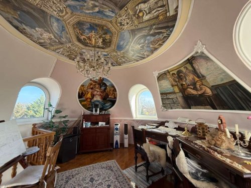 (AAA) Ein besonderes Panorama-Haus an der Donau (WH3448)