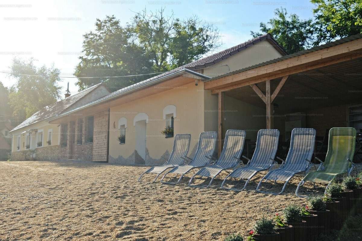 (AAA) Mehrgenerationenhaus in wunderschöner Landschaft (WH9575)