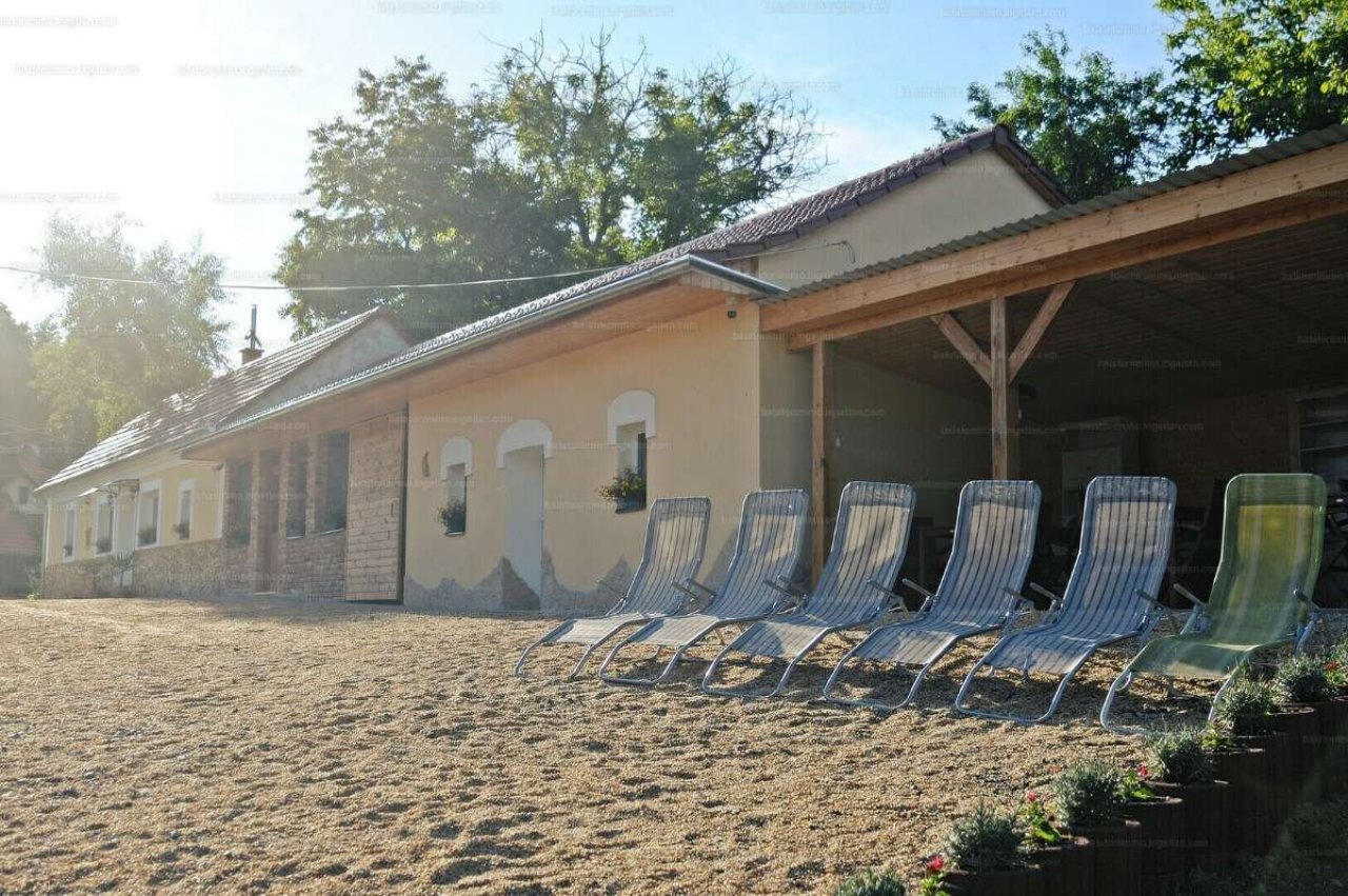 (AAA) Mehrgenerationenhaus in wunderschöner Landschaft (WH9575)