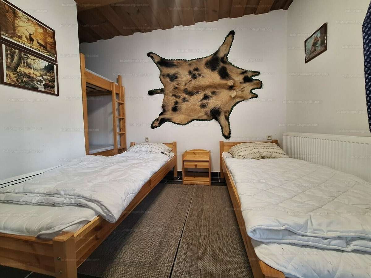 (AAA) Mehrgenerationenhaus in wunderschöner Landschaft (WH9575)