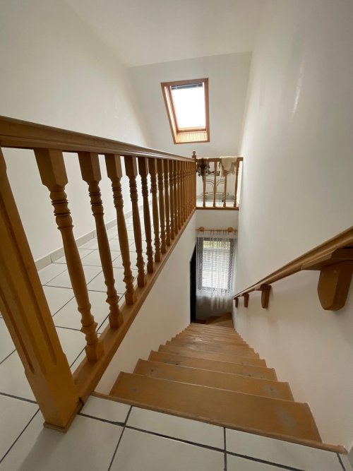 (ABA) Familienhaus für drei Generationen mit Panoramablick (BI6054)