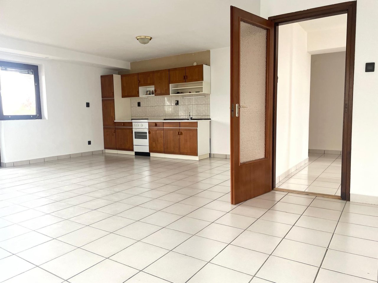 (ABA) Familienhaus für drei Generationen mit Panoramablick (BI6054)