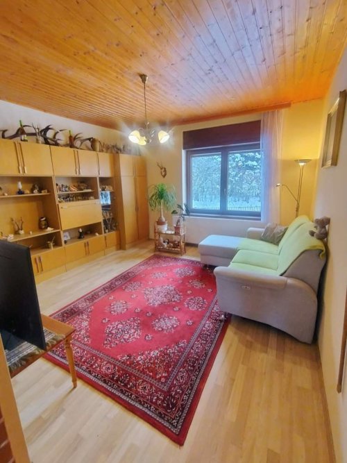 (AAA) Renoviertes Haus an der österreichisch-ungarischen Grenze im Nationalpark (RV0112)