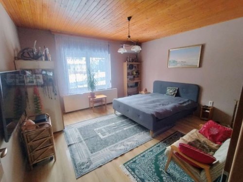(AAA) Renoviertes Haus an der österreichisch-ungarischen Grenze im Nationalpark (RV0112)
