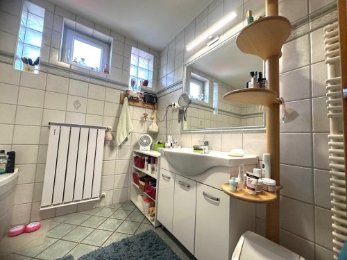 (AAA) Einfamilienhaus mit Praxis und Wohnungen (BI1798)