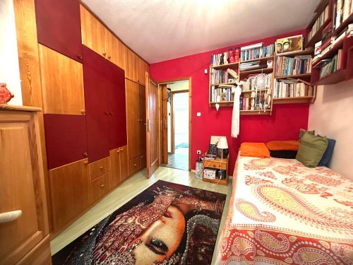 (AAA) Einfamilienhaus mit Praxis und Wohnungen (BI1798)