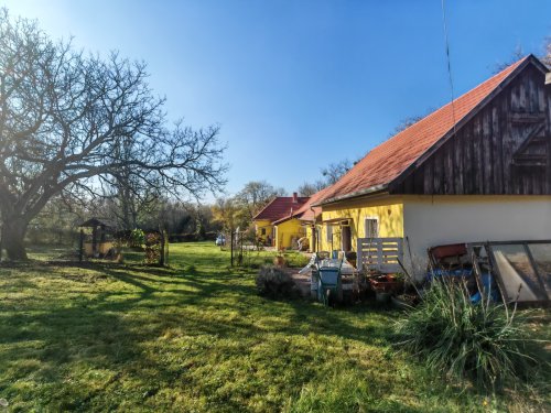 (AAA) Großes Landhaus mit Einliegerwohnung in sehr ruhiger, idyllischer Lage &amp; trotzdem zentral (CM250-2)