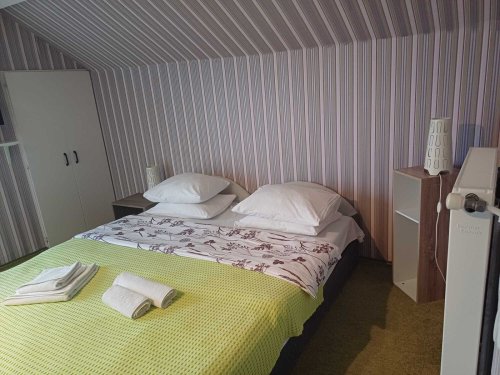 (AAA) 6 Apartments mit insgesamt 12 Zimmern (KE03)