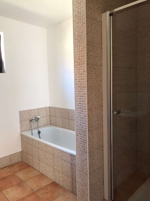 (AAA) Großes individuelles Familienhaus Nähe Österreich (WH2508)