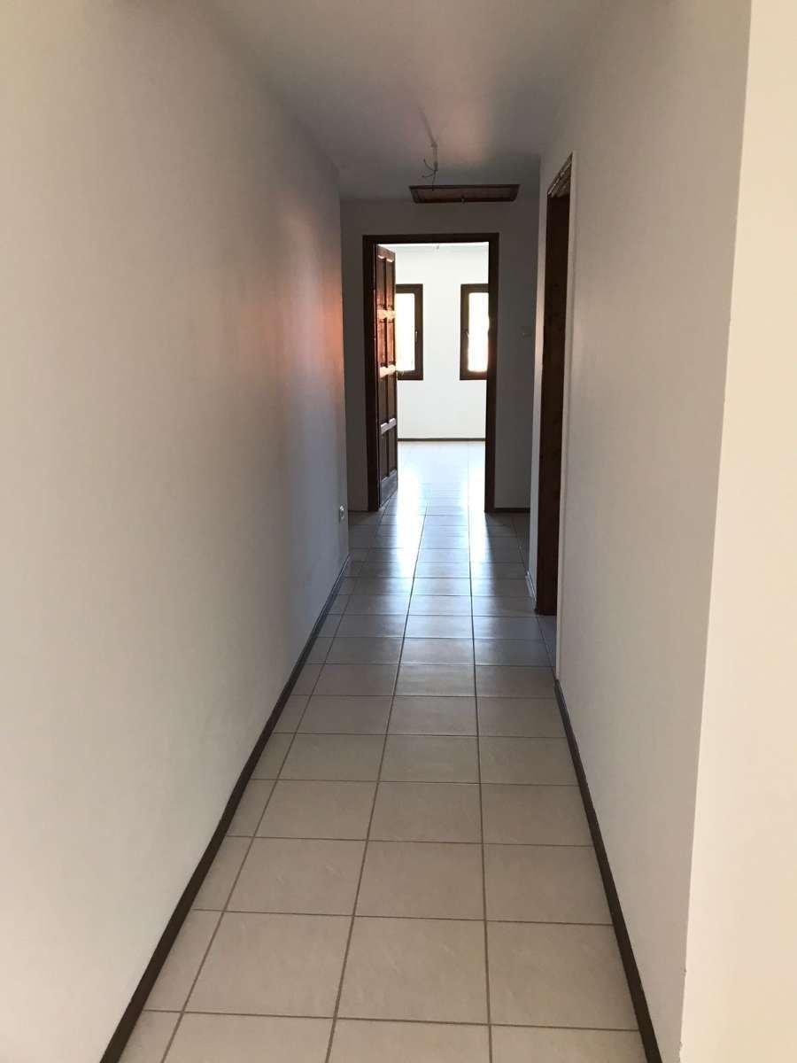 (AAA) Großes individuelles Familienhaus Nähe Österreich (WH2508)