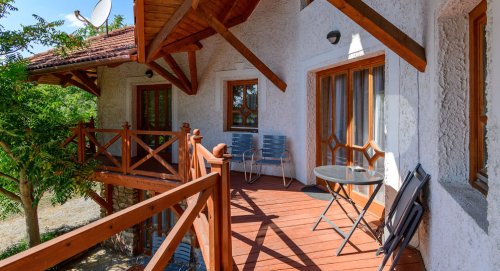 (AAA) Beeindruckenes Landhaus am Nordufer als auch repräsentater Firmensitz (11690)