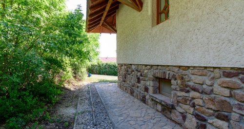 (AAA) Beeindruckenes Landhaus am Nordufer als auch repräsentater Firmensitz (11690)