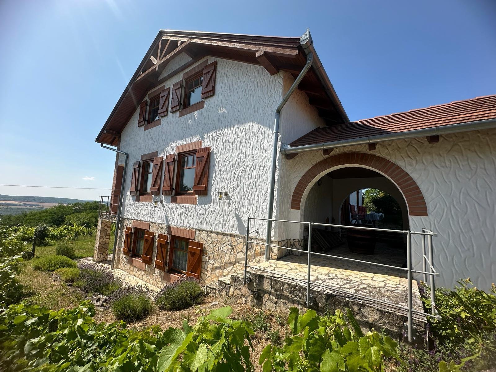(AAA) Landhaus mit fantastischem Panoramablick oberhalb von Héviz