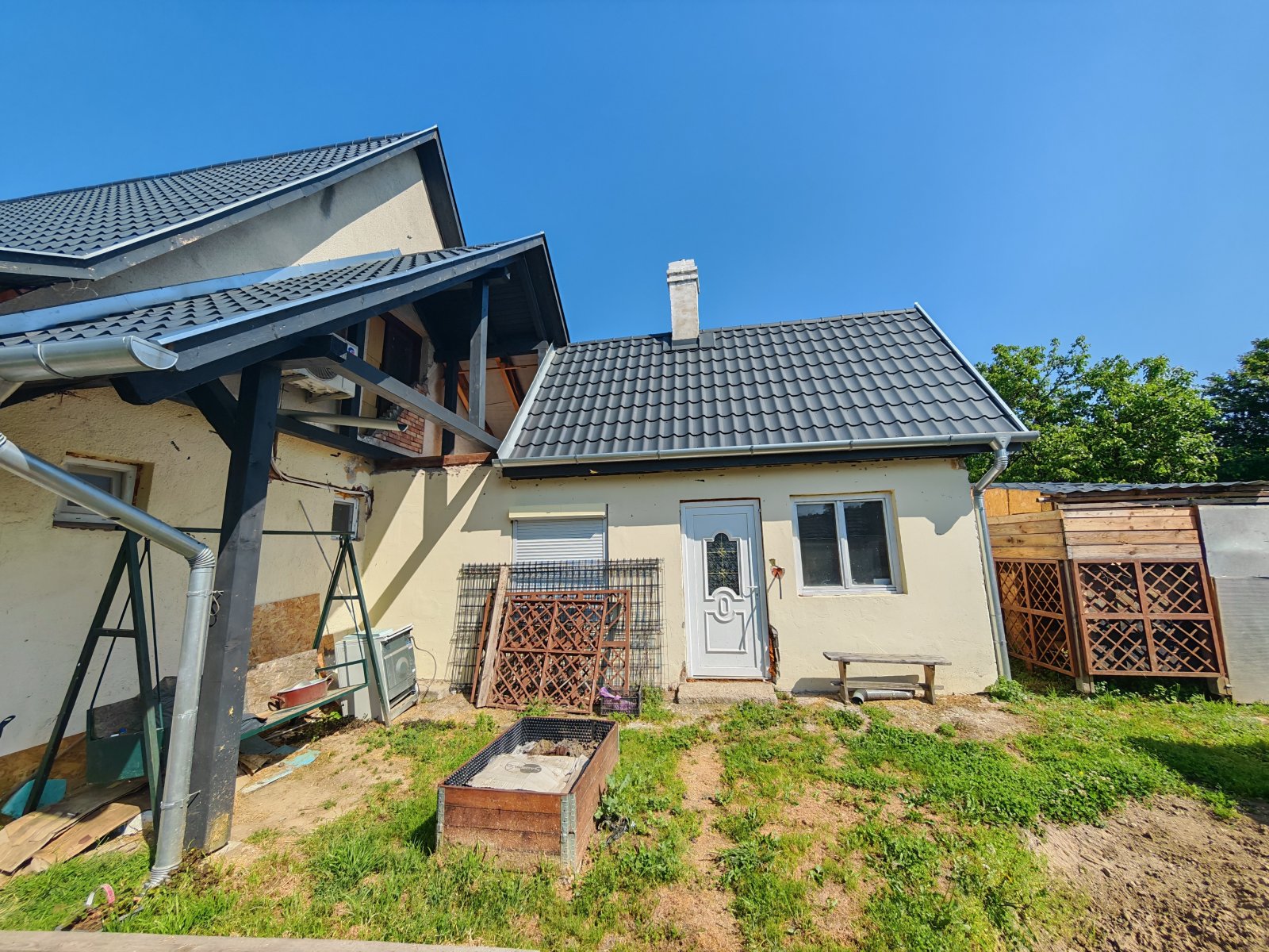 (BBA) Renoviertes Einfamilienhaus in ruhiger Lage