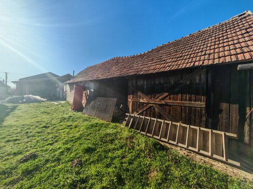 (BBA) Erstbezug nach Renovierung in ruihiger Lage &amp; großes Grundstück (BB5038)