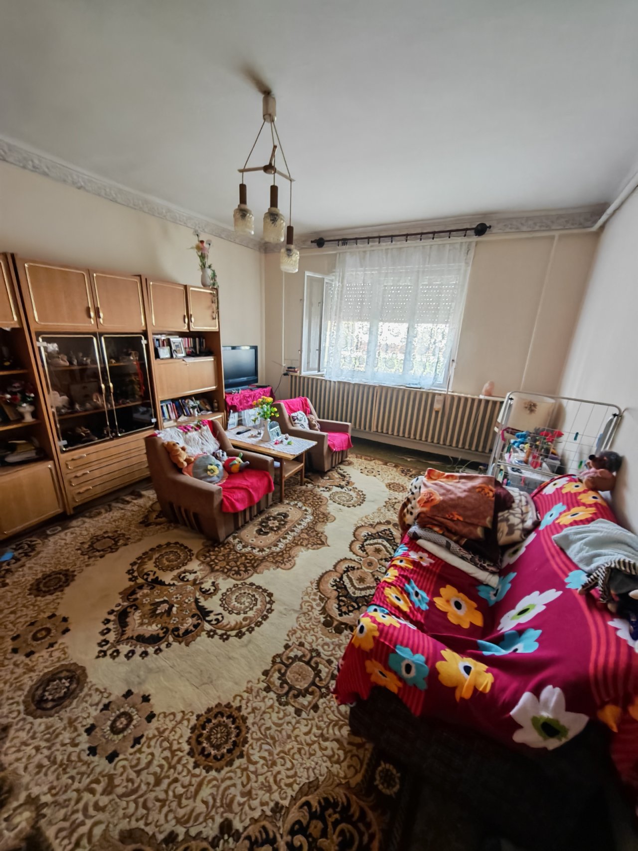 (ABA) Teilrenoviertes Einfamilienhaus in einer ruhigen Lage (BB7261)