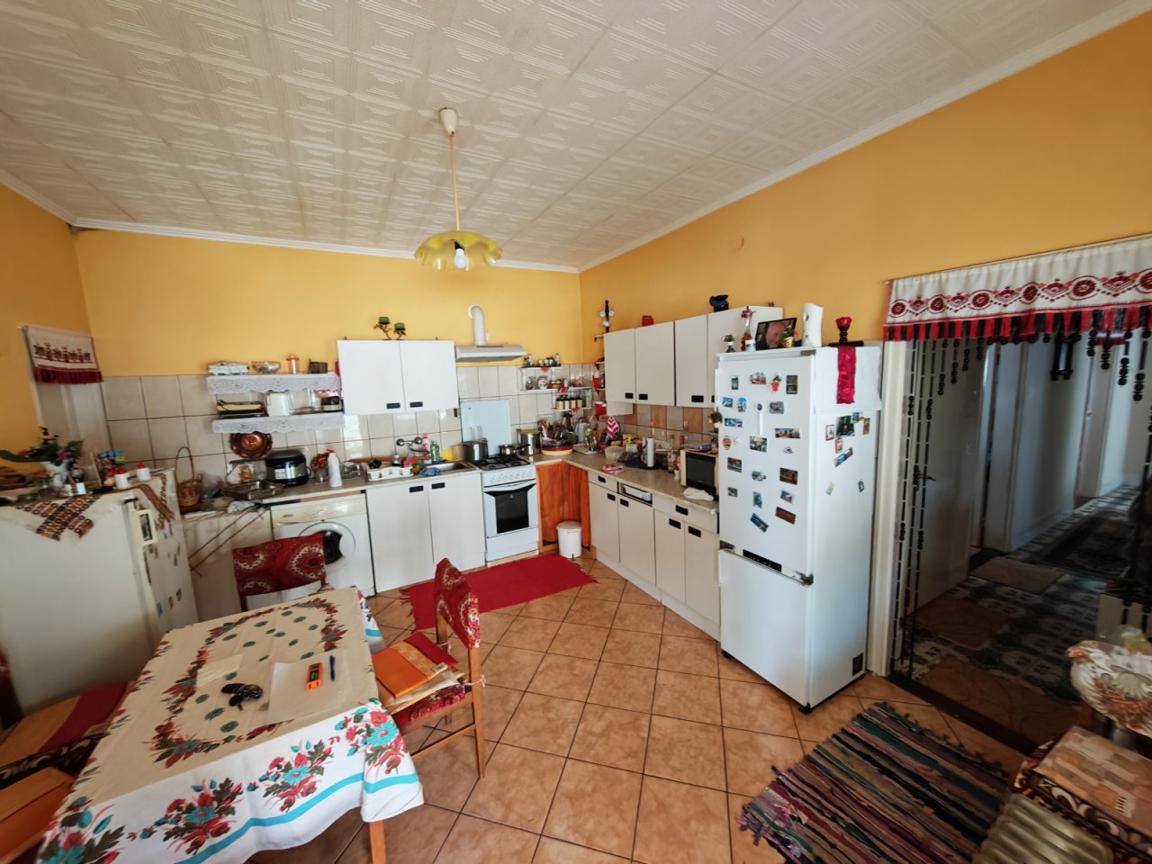(ABA) Teilrenoviertes Einfamilienhaus in einer ruhigen Lage (BB7261)