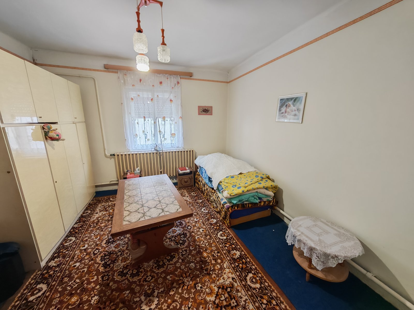 (ABA) Teilrenoviertes Einfamilienhaus in einer ruhigen Lage (BB7261)