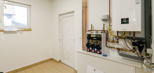(AAA) Neu erbautes, exklusives Einfamilienhaus (33677)