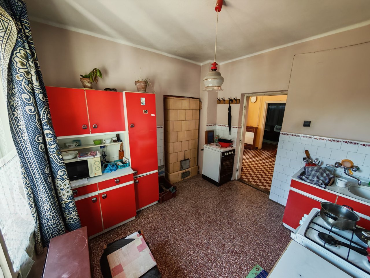 (ABA) Teilrenoviertes Einfamilienhaus in ruhiger Lage (BB4741)