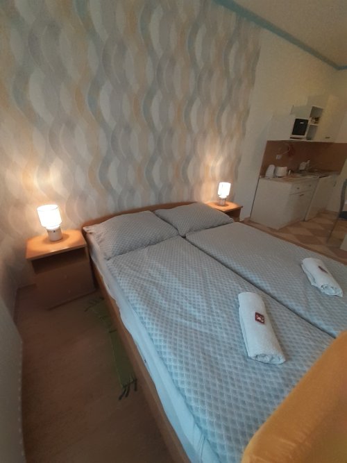 (AAA) Neuwertiger Bungalow &amp;  2 Apartments im Thermalbad Nähe Balaton (KK056)