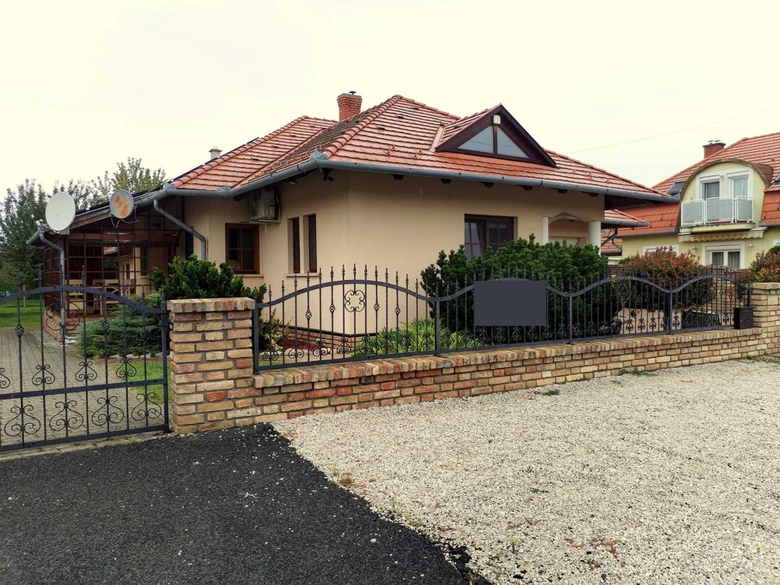 (AAA) Stilvolles Einfamilienhaus 800 Meter vom Ufer des Balaton