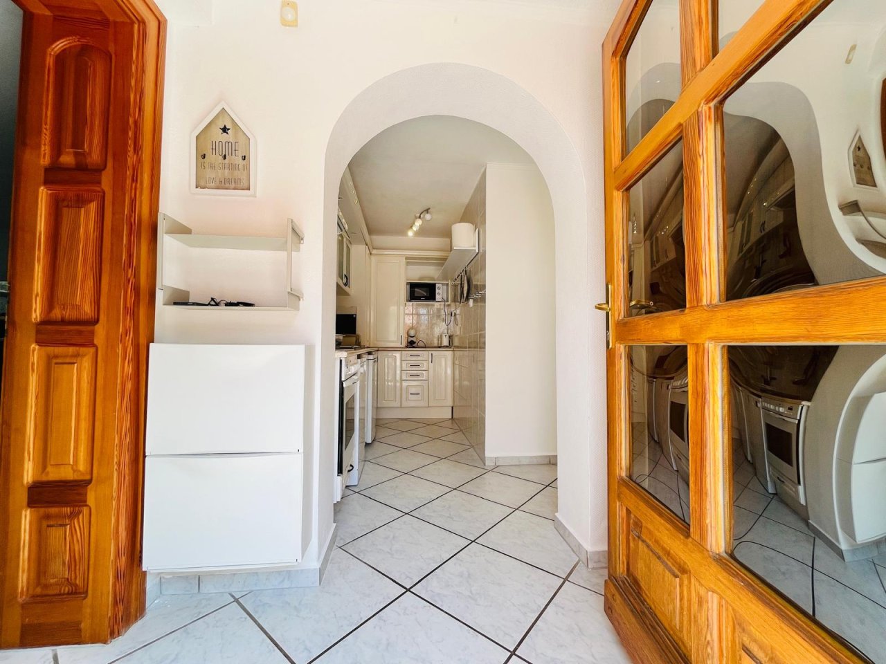 (AAA) Renoviertes Zweifamilienhaus in Strandnähe (ESP1432)