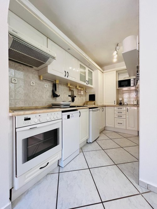 (AAA) Renoviertes Zweifamilienhaus in Strandnähe (ESP1432)