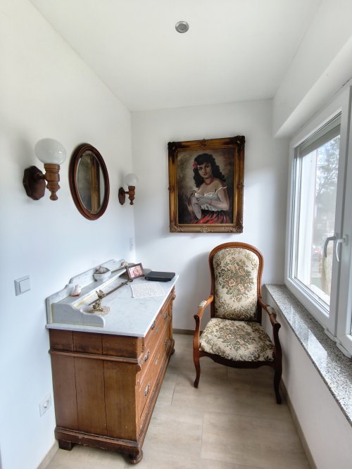 (AAA) Großzügig saniertes Landhaus mit Pool, Stall und Ausbaupotenzial (KK1826)