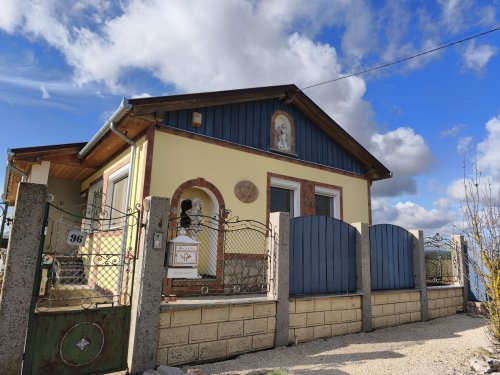 (AAA) Großzügig saniertes Landhaus mit Pool, Stall und Ausbaupotenzial (KK1826)
