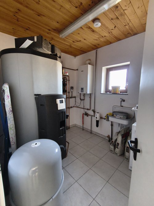 (AAA) Großzügig saniertes Landhaus mit Pool, Stall und Ausbaupotenzial (KK1826)