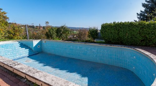 (AAA) Einfamilienhaus mit Panoramablick auf den Plattensee (33763)