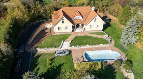 (AAA) Einfamilienhaus mit Panoramablick auf den Plattensee (33763)