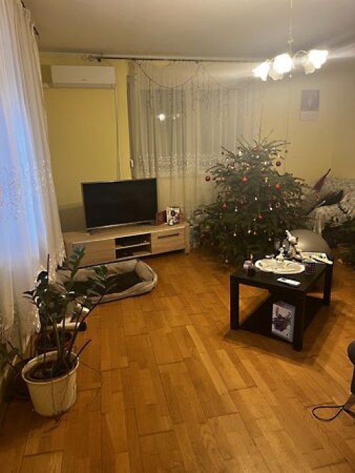 TeiLsaniertes Einfamilienhaus in einer Ruhiger Lage (HGY0755)