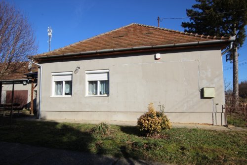 Einfamilienhaus in Ruhige, familienfreundliche Gegend (IK6895)