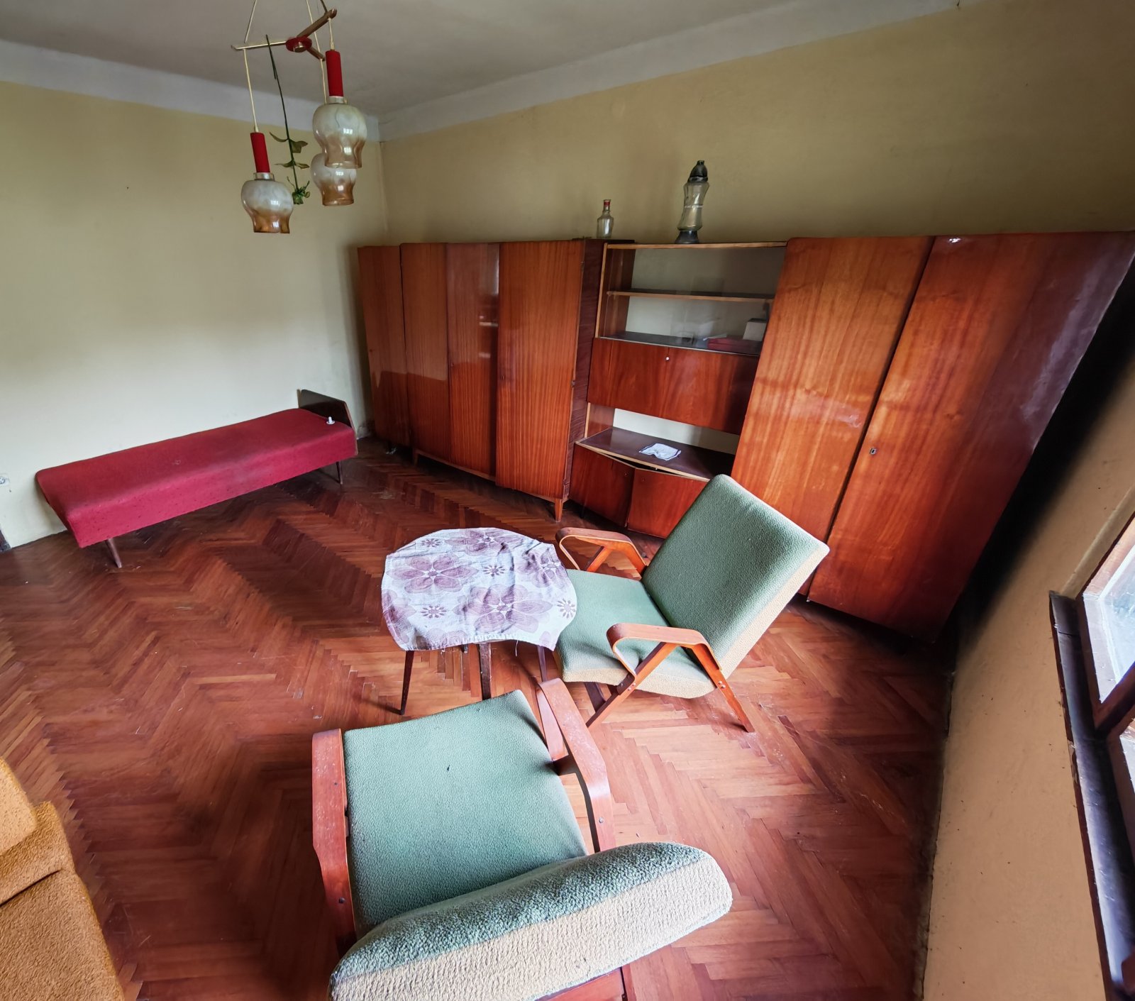 (BBA) Renovierungsbedürftiges  Haus in ruhiger, harmonischer Umgebung