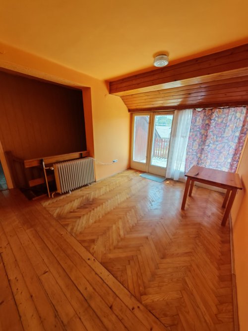 Renovierungsbedürftiges  Haus in ruhigen Umgebung (BB8329)