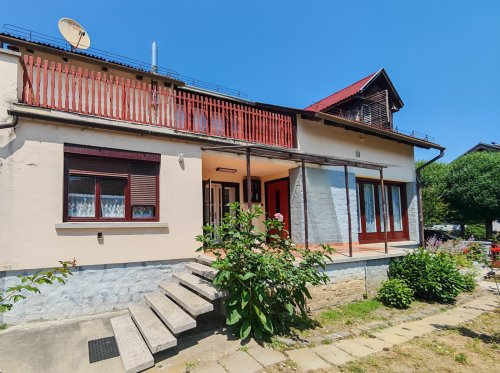 Renovierungsbedürftiges  Haus in ruhigen Umgebung (BB8329)