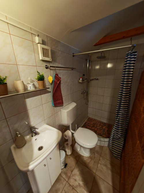 (ABA) Apartmenthaus / Einfamilienhaus mit Einliegerwohnung(en) (BB6938)