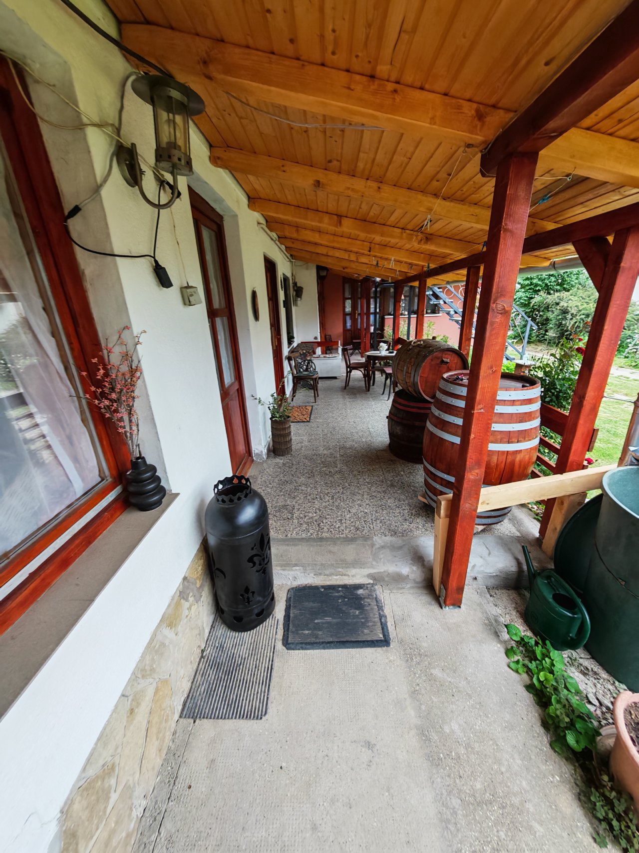 (ABA) Apartmenthaus / Einfamilienhaus mit Einliegerwohnung(en) (BB6938)