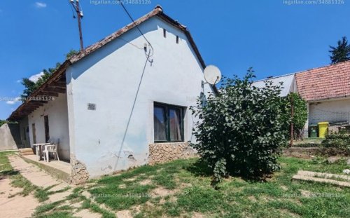 (BCA) Renovierungsbedürftiges Haus in ruhiger Umgebung (BB1126)