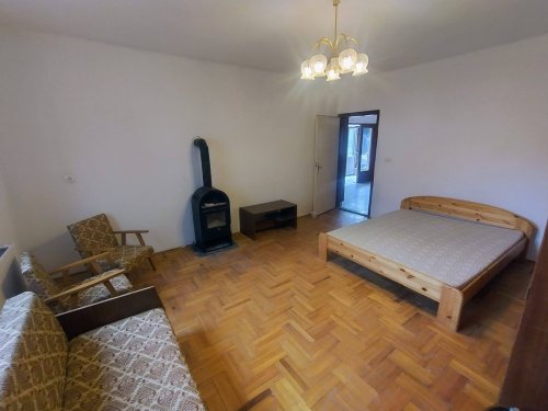 (BBA) Teilrenoviertes Einfamilienhaus in einer Ruhiger Lage (RV1500)