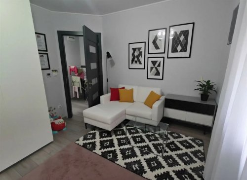 (AAA) Familienhaus im Zentrum von Héviz zur Langzeitmiete (CM1301)