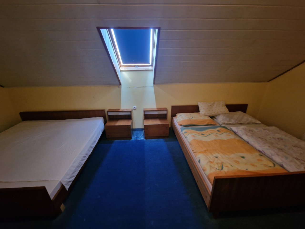 (BBA) Großes Landhaus in gutem Zustand auf einem schön eingewachsenen Grundstück (CM124-2)